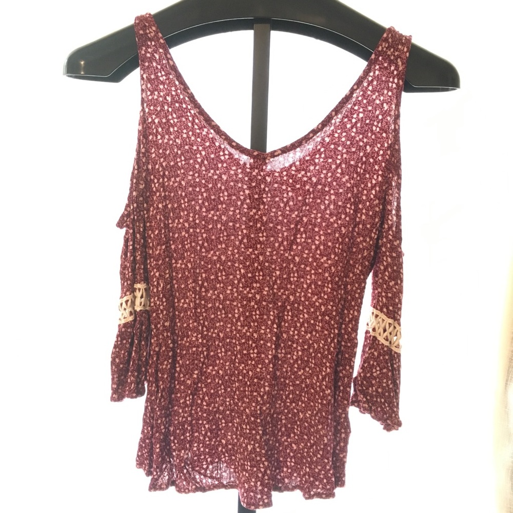 Lace Floral Off-the-Shoulder Top